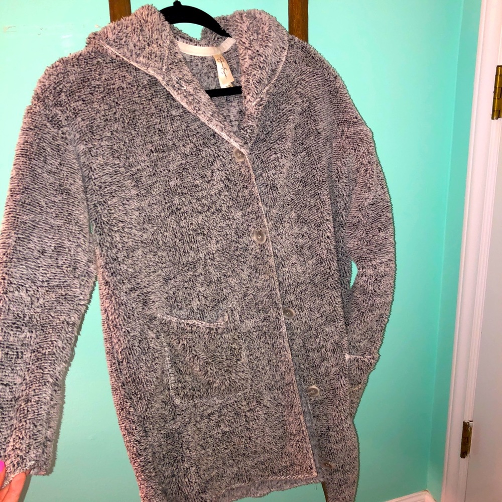 Jessica Simpson COZY button up sweater